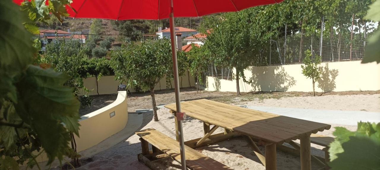 Casatiomanel Villa Amiais de Baixo ภายนอก รูปภาพ